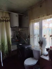Жилой дом 70,9 кв.м и земельный участок 2450 кв.м, доли 1/4, Алтайский край. Жилой дом, площадь 70,9 кв.м., адрес (местонахождение): Россия, Алтайский край, р-н. Краснощёковский, с. Харлово, ул. Центральная, д. 26, кадастровый (условный) номер: 22:21:010028:197. Находится в долевой собственности…