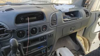 Mercedes-Benz Sprinter 413CDI 2004 Грузовой фургон, марка: МЕРСЕДЕС-БЕНЦ, модель: СПРИНТЕР 413СDI, год изготовления: 2004 г.в., цвет: белый, VIN: WDB9046131R664896, г/н: К764РЕ 33, мощность двигателя, л. с. (кВт): 94.900/129.0, рабочий объем двигателя, куб. см: 2148