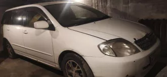 Toyota Corolla Fielder 2002, государственный регистрационный номер Н786ВК17.