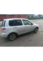 Mazda Demio 2005 года, номер кузова DY3W419844. Автомобиль находится в залоге.