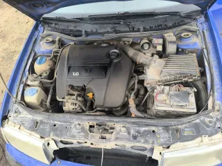 Škoda Octavia 2008, автомобиль марки Škoda модель Octavia 2008 г.в., VIN XW8DX41U58K014535. Находится в залоге у ПАО «Совкомбанк». На имущество наложены ограничения в виде запрета на регистрационные действия. Недостатки: задняя правая дверь не открывается; следы коррозии по кузову; повреждения ЛКП…