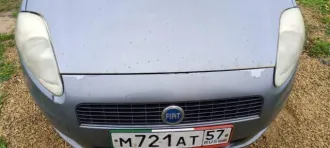 Fiat Punto 2007 года, 77 л.с., пробег 175 000 км, АКПП. Приехала своим ходом. Не работает кондиционер, задние двери открываются только изнутри, ошибка по подушкам, очаги коррозии по кузову. Более подробное техническое состояние выясняйте самостоятельно в ходе осмотра.