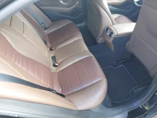 Автомобиль марки Mercedes-Benz E class, VIN: WDD2130871A646389, 2019 года выпуска, государственный регистрационный знак: X757ТА 178. Зарегистрированные обременения: залог в пользу АО «ЮниКредит Банк», запреты на регистрационные действия, установленные службой судебных приставов. Автомобиль не на…