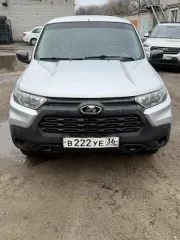 Автомобиль LADA NIVA, 2022 года выпуска, серого цвета. Государственный регистрационный номер В222УЕ36, VIN XTA212300N0812932. Тип ТС — легковой. По всему кузову повреждений ЛКП и следов коррозии не обнаружено. В салоне имеются чехлы из комбинированного материала в хорошем состоянии. Имеется…