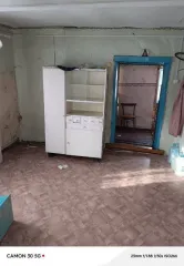 Жилой дом и земельные участки по адресу: Оренбургская область, Шарлыкский район, село Ратчино, улица Советская, дом 33. Площадь дома 36.2 кв. м. Площадь первого земельного участка 1154 кв. м, площадь второго земельного участка 1601 кв. м. Общая площадь земельных участков 2755 кв. м. Вид…