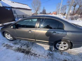 Honda Civic, 2008 автомобиль HONDA CIVIC, 2008 г.в., VIN: NLAFD76708W002429. Имущество находится в залоге у ПАО ВТБ.