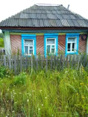 Жилое здание, площадь: 20,6 кв.м., кадастровый номер: 73:01:030102:49 и земельный участок, площадь: 1 200 кв.м., категория земель: Земли населенных пунктов, разрешенное использование: Для ведения личного подсобного хозяйства, кадастровый номер: 73:01:030102:3. Адрес: Ульяновская обл…