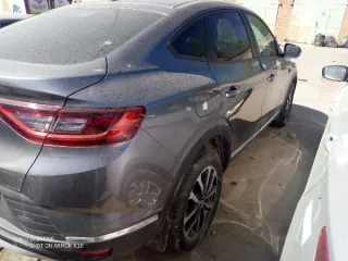Renault Arkana RJCLE2M1X 2020 года, госномер М143АТ797, VIN X7LRJC2C465465368, ключ-карта. Мощность двигателя 114 л.с., объем 1598 см³, автоматическая коробка передач. Ключи в наличии, документы (СТС/ПТС) отсутствуют.