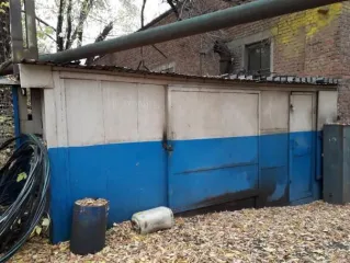 КПП-4 57 кв.м Самара. Здание контрольно-пропускного пункта (КПП-4), расположено по адресу: г.Самара, ул.Калинина, 1 (при въезде на бывшую территорию ОАО СПЗ со стороны Заводского шоссе), площадь по внешнему обмеру 57кв.м. Право собственности на КПП-4 в ЕГРН не зарегистрировано, возникло до 1997г. В…