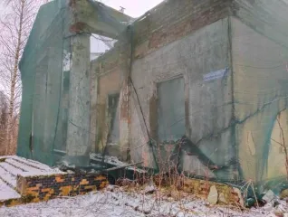 Дом культуры 254.7 кв.м, земельный участок 1759 кв.м, Санкт-Петербург. Здание расположено по адресу: Санкт-Петербург, город Красное Село, Октябрьская улица, дом 13А, площадью 254.7 кв.м, назначение: нежилое, наименование: дом культуры, этажность здания: 1, год ввода в эксплуатацию 1950, кадастровый…