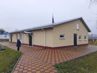 Жилой дом, назначение – жилой дом, кадастровый номер 57:18:0370101:187, адрес (местонахождение) объекта: Орловская область, р-н Покровский, д Даниловка; с земельным участком, категория земель: земли населённых пунктов, вид разрешенного использования: Для обслуживания здания и территории, общая…
