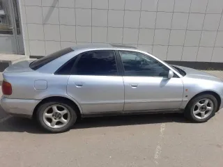 Audi A4, 1997 года, 125 лс, 309427 км. Легковой автомобиль, марка: AUDI, модель: A4, год изготовления: 1997, цвет: Серебристый, VIN: WAUZZZ8DZVA105554, ПТС: 36НХ555750, г/н: У706МТ136, модель двигателя: ADR, тип двигателя: Бензиновый, двигатель №: 237507, мощность двигателя, л. с. (кВт): 125.