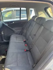 Volkswagen Tiguan, 2013 года выпуска, идентификационный номер XW8ZZZ5NZDG121378, гос.номер М692ВН774. Volkswagen Tiguan, 2013