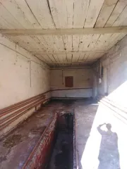 Земельный участок площадью 1258 кв. м, кадастровый номер 12:11:0840105:54, с расположенными на нем объектами недвижимого имущества, местоположение установлено относительно ориентира, расположенного в границах участка. Почтовый адрес ориентира: Республика Марий Эл, р-н. Мари-Турекский, пгт…
