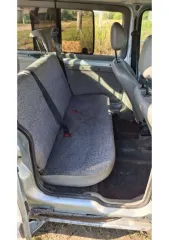 Renault Kangoo 2008 года, 75 л.с., пробег 111111 км. Легковой универсал, VIN: VF1KCEBCF40098542, госномер М418ЕТ13. Не работает таксометр, не показывает дисплей с топливом и температурой, двигатель работает с перебоями. Вмятины на задней правой двери и заднем правом крыле. Царапина на левой фаре…