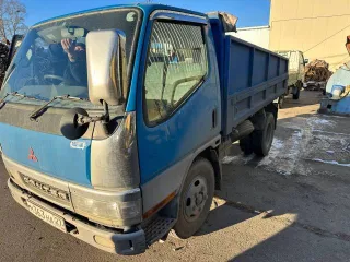 Автомобиль Mitsubishi Canter  категория C , гос.рег.знак М363НА27, идентификационный номер  VIN  отсутствует, год выпуска 2001, цвет синий