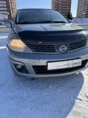 Nissan Tiida 1.6 Elegance, 2008. Легковой автомобиль марки NISSAN, модели Tiida 1.6 Elegance, год выпуска 2008, идентификационный номер (VIN): 3N1FCAC11UK428775. Имущество находится в залоге у ПАО "Совкомбанк". Ознакомление с имуществом осуществляется по согласованию с организатором торгов по эл…