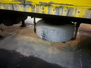 Schmitz рефрижератор 1999 года. Отсутствует аккумулятор, дефекты ЛКП, ржавчина. Более подробное техническое состояние выясняйте самостоятельно в ходе осмотра.