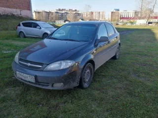 ШЕВРОЛЕ КЛАН,VIN : XUUNA486J80051039, 2008 г.в., цвет: черный, Мощность  кВт/л.с. : 80/109.0, экологический класс: 4. Тех. описание: Имеются трещины, сколы переднего бампера, вмятина левого заднего крыла, трещины, царапины заднего бампера, замятие порога с правой стороны, деформация переднего…