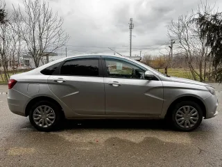 Автомобиль марки Lada Vesta 2017 года выпуска. VIN XTAGFL110JY134791. Республика Адыгея, г. Адыгейск. Документы по торгам: в рабочие дни по адресу 193232, г. Санкт-Петербург, а/я 41, телефон 8-914-172-60-66, с 10 до 17 часов местного времени и на сайте https://bankrot.torggroup.org.