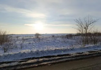 Участок 800 кв.м в Ростовской области, Октябрьский район, хутор Красный Луч, улица им. В.П. Гончарова, 5. Категория земель: земли населенных пунктов. Разрешенное использование: для индивидуальных жилых домов, личного подсобного хозяйства. Кадастровый номер: 61:28:0600009:1444. Участок находится в…