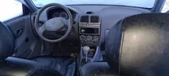 Hyundai Accent, 2010 года, 102 лс, АКПП, легковой седан; идентификационный номер (VIN) отсутствует, номер шасси (рамы): X7MCF41GPAA233257, номер кузова: X7MCF41GPAA233257, цвет серый металлик, номер двигателя: 8W115960, объем 1495.0 см³, мощность 75/102.0 кВт/л.с., состояние неудовлетворительное…