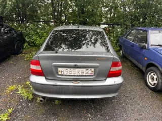 Автомобиль Opel Vectra серебристого цвета, государственный регистрационный знак Н985КВ51. VIN: W0L000038T5229878, 1996 года выпуска. Брелок с ключом, Паспорт ТС 78 ТВ 040677, Свидетельство о регистрации ТС 51 30 № 763888 в наличии. Техническое состояние и работоспособность не проверялась…