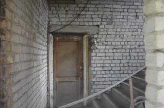 Здание (механические мастерские производственной базы) площадью 902,3 м2, назначение: нежилое, кадастровый номер 29:28:110270:45, местоположение: Архангельская область, г. Северодвинск, проезд Чаячий, д.17; здание (механическая мастерская) площадью 751,4 м2, назначение: нежилое, кадастровый номер…