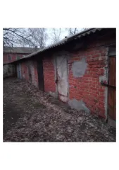 Здание в Воронежской обл., 6,4 кв.м. еще Нежилое здание, площадь: 6,4кв.м, адрес  местонахождение : Воронежская область, Борисоглебский р н, г Борисоглебск, район Кирпичного завода, д 8, сарай к квартире №15, кадастровый номер: 36:04:0101049:1396