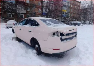 Ford Mondeo 2009 года, VIN: X9FDXXEEBD9E56025. Автомобиль имеет повреждения.