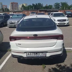 KIA K5 2021, VIN: XWEG2414BM0005610, год выпуска 2021