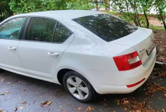 Skoda Octavia 2015 года, 140 лс, 223000 км, АКПП Легковой автомобиль, марка: Skoda, модель: Octavia, год изготовления:2015 г.в., цвет: Белый, VIN: XW8AC6NE1FH022865, мощность двигателя, л. с. (кВт): 140/103, рабочий объем двигателя, куб. см:1,4, разрешенная максимальная масса: 1835 кг, масса без…