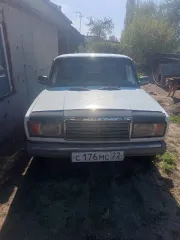 ВАЗ-21074 2005, КМЗ-8284 2000 - автомобиль ВАЗ-21074, 2005 г.в., VIN ХТА 21074052122552, гос. номер С 176 МС22; - прицеп КМЗ-8284, 2000 г.в., VIN XVF828400Y0002943, гос. номер АК 7394 2