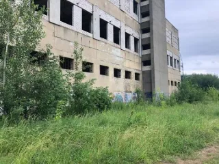 Продается нежилое помещение площадью 3838.9 кв.м по адресу: Орловская область, г. Орёл, шоссе Московское, дом 137, помещение 1. Кадастровый номер 57:25:0040301:646. Кадастровая стоимость 12726360423. В отношении помещения есть обременение в виде оперативного управления. Проводятся мероприятия по…