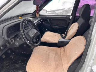ВАЗ 2114 2001; ВАЗ 21140 2004 ВАЗ 2114, 2001 года, 77 лс, 273 000 км еще ВАЗ 2114, 2001 года, 77 лс, 273 000 км еще Транспортное средство — легковой автомобиль ВАЗ 21140, 2004 года выпуска, VIN XTA21140053839272, ГРЗ Н609МЕ73, цвет кузова — молочно-белый серебристый