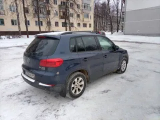 Volkswagen Tiguan, 2013 года, 170 лс, 211000 км, полный привод, АКПП, транспортное средство (автомобиль), марка, модель VOLKSWAGEN TIGUAN, 2013 г.в., VIN XW8ZZZ5NZEG111538, наименование – легковой, модель, № двигателя CAW 191687, цвет – темно-синий, мощность двигателя – 170 л.с., тип двигателя –…