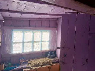 Доля здания 76.8 кв.м и участка 3703 кв.м Амурская область 1/5 доля здания, площадь 76.8 кв.м., назначение: жилое, количество этажей: 1, адрес (местонахождение): Россия, Амурская область, р-н Магдагачинский, с Черняево, ул Подгорная, д 20, кадастровый (условный) номер: 28:16:013901:1259. 1/5 доля…