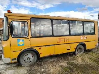Автобус для перевозки детей PAZ-32053-70 2012 года выпуска, VIN X1М3205CXС0001091, цвет жёлтый, гос. номер Н 511 МВ 58. Модель автобуса: PAZ-32053-70. Марка автобуса: PAZ-32053-70.