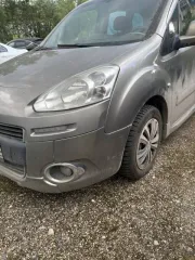 Peugeot Partner 2012 года, 120 лс, 276022 км, легковой автомобиль, VIN: VF37J5FS0DJ747052, гос. рег. знак: К584ВЕ550. Находится в залоге перед ПАО Сбербанк.