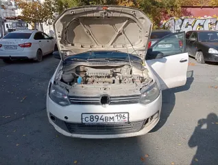 Volkswagen Polo 2012 года, VIN: XW8ZZZ61ZCG061858.