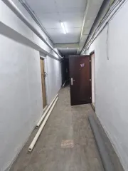 Нежилое помещение 22.4 кв.м, Республика Коми, на цокольном этаже, кадастровый номер 11:12:1701010:2000, расположенное по адресу: Российская Федерация, Республика Коми, Муниципальный район Печора, городское поселение Печора, г. Печора, ул. Ленинградская, д. 22 Год ввода в эксплуатацию: 1974 Вид…