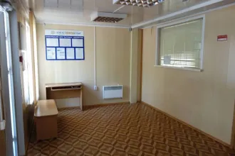 Мобильное здание-блок контейнер 30 кв.м с коммуникациями, площадью 30 м2, место нахождение PX, Бейский район, с. Бея, ул. Площадь Советов, д. 23Д. Подведены коммуникации: наружные сети водопровода, протяженность 81,2 м и наружные сети канализации, протяженность 4,3 м в собственности (включены в…