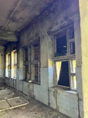 Канализационные насосные станции, здания общей площадью 390.6 кв.м в Хабаровском крае. Комплекс включает: Здание канализационной насосной станции №1, нежилое, 1-этажное, площадью 19.6 кв.м, кадастровый номер 27:21:0105014:47; Здание насосной станции перекачки, нежилое, 1-этажное, площадью 20 кв.м…