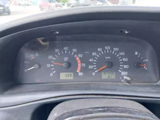 Легковой автомобиль, Chevrolet Niva, 2004 г.в., цвет: белый (светло-серебристый металлик), VIN: X9L21230040010403