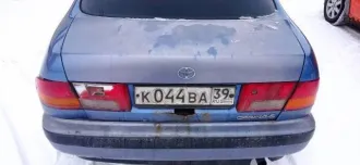 Toyota Carina E 1996 года, 73 лс, 500000 км, АКПП, VIN: SB153ABK00E180924, легковой, категория B, гос. рег. знак: К004ВА39, модель двигателя: 4AU275876, цвет: синий