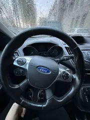 Ford Kuga 2013, модель автомобиля Ford Kuga 2013 г.в., VIN: Z6FAXXESMADU10098, находится в залоге у ПАО Банк Зенит