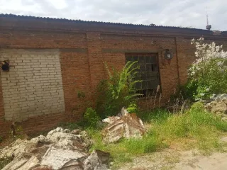 Нежилые здания, помещения и кран мостовой, Ульяновск: нежилое помещение площадью 5 284,8 кв. м с кадастровым номером 73:24:020101:1922, здание площадью 91,7 кв. м с кадастровым номером 73:24:020101:1341, здание площадью 468,9 кв. м с кадастровым номером 73:24:020101:1284, здание площадью 206 кв. м…