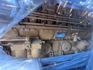 Главный двигатель внутреннего сгорания H16V190ZLC5-3 2008 Главный двигатель внутреннего сгорания типа H16V190ZLC5-3, SY/Т5030-2000, цвет - желтый, серия 20081634, инв. № БП-00000411, power kw - 1840, speed r/min – 1300, mass kg – 1300, дата производства 10.2008, производитель Китай, не…