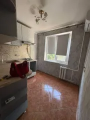 1/10 доли квартиры, 50,5 кв.м, Ставропольский край; 1/10 доля квартиры в Ставропольском крае; еще 1/10 доля квартиры в Ставропольском крае; еще 1/10 доля в праве на жилое помещение, площадь: 50,5кв.м., адрес (местонахождение): Российская Федерация, край Ставропольский, город Невинномысск, улица…