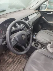 Skoda Rapid 2018 года, белый цвет, мощность 90 л.с., объем двигателя 1598 см³. VIN: XW8AG2NH5KK114050.